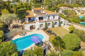 Charming villa with sea view